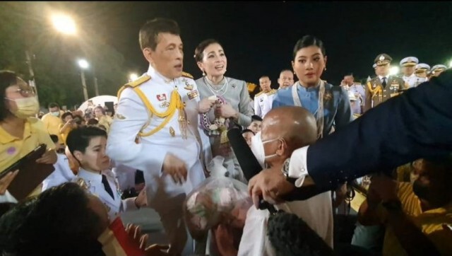 "พุทธะอิสระ" แจงปมถุงเงินบริจาค วันเฝ้ารับเสด็จ