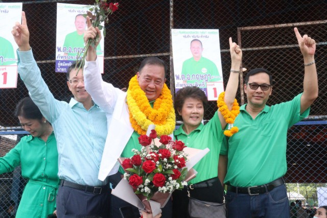 ศึกนายกอบจ.พิจิตร "กฤษฎา"ชิงดำ"ชาติชาย"