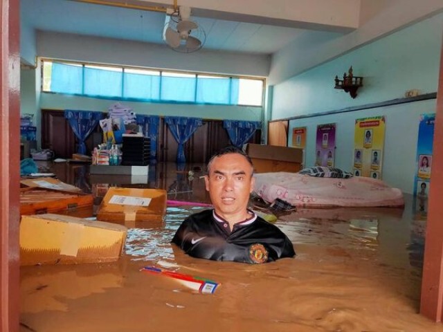 สุดสงสาร "รร.บ้านทับลาน" เสียหายหนัก หลังถูกน้ำท่วม!!