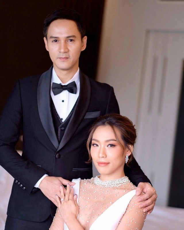 "เปปเปอร์ UHT" กับว่าที่เจ้าสาว เผยภาพพรีเวดดิ้ง "จูบแบบกลับหัว"