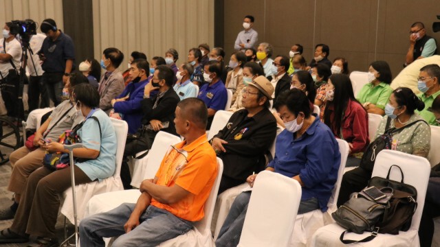 "หมอแหยง"รีเทิร์นประกาศเล่นการเมืองสีขาว