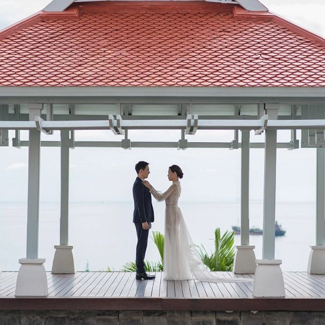 "เปปเปอร์ UHT" กับว่าที่เจ้าสาว เผยภาพพรีเวดดิ้ง "จูบแบบกลับหัว"