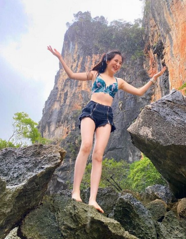 แซ่บเกินต้าน" ปันปัน สุทัตตา " อวดโฉมชุดบิกินี่ นานๆทีลงไอจีแทบแตก