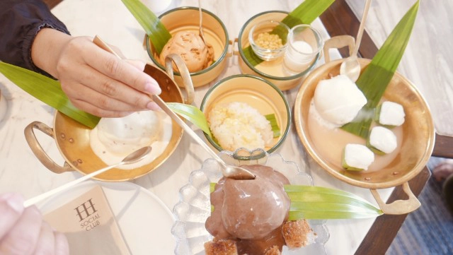 คาเฟ่สไตล์บีชคลับติดทะเล@ 111 Social Club Huahin