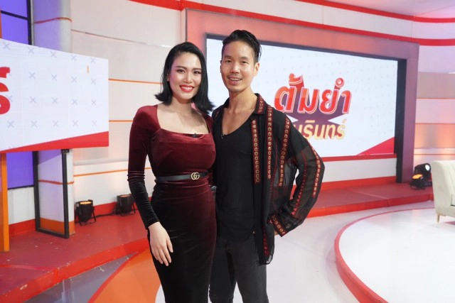 "นิ้ง โศภิดา" เผยเส้นทางรักระดับ "จักรวาล" กับสามีนักธุรกิจร้อยล้าน