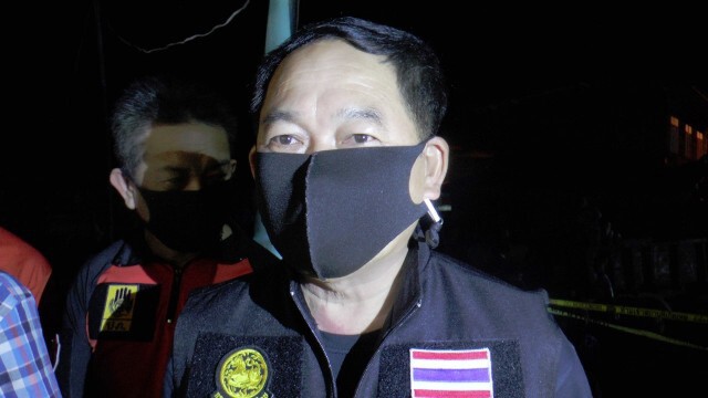 ผัวหลอนคว้าค้อนทุบหัวเมียลูกและจุดไฟเผาย่างสด 2 ศพ