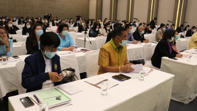 รองผู้ว่าฯอบรมนายทะเบียนท้องถิ่น กำชับต้องเป็นกลาง