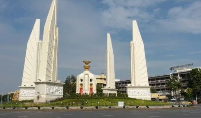ตำรวจ 59 กองร้อย ตรึงกำลัง "ทำเนียบรัฐบาล"