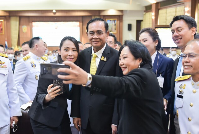 "จตุพร"ชี้ชุมนุมคณะราษฏร  เทียบเท่าเริ่มต้นจุดจบนายกฯ