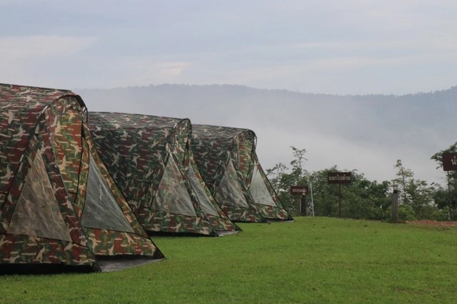 สัมผัสอากาศเย็น 18 องศาฯ-ชมหมอกเหนือเขื่อนแควน้อย