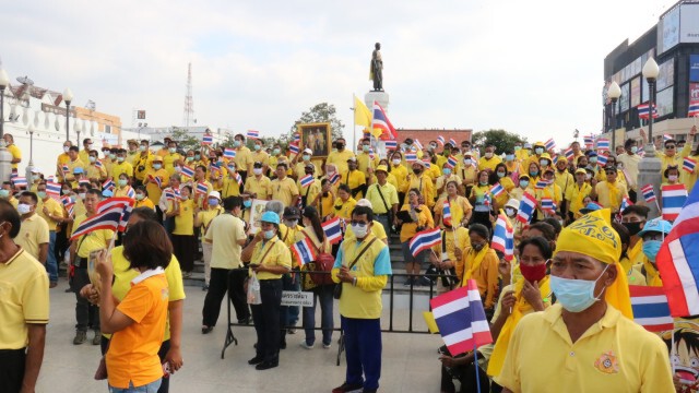 "หมอวรงค์"นำชาวโคราชแสดงพลังปกป้องสถาบัน