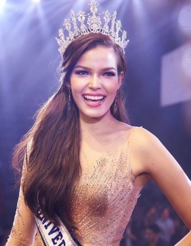 ‘ฟ้าใส ปวีณสุดา’ ปล่อยโฮแถลงข่าวเปิดใจดราม่า ปมไม่ต่อสัญญาTPN