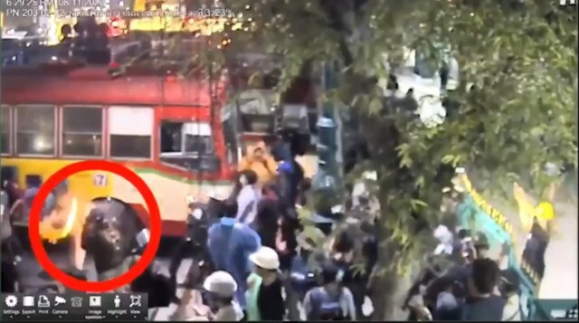 ปลดแอกแจง "พลุควัน" ขว้างใส่ตร. แค่ใช้พลางตัวหนี