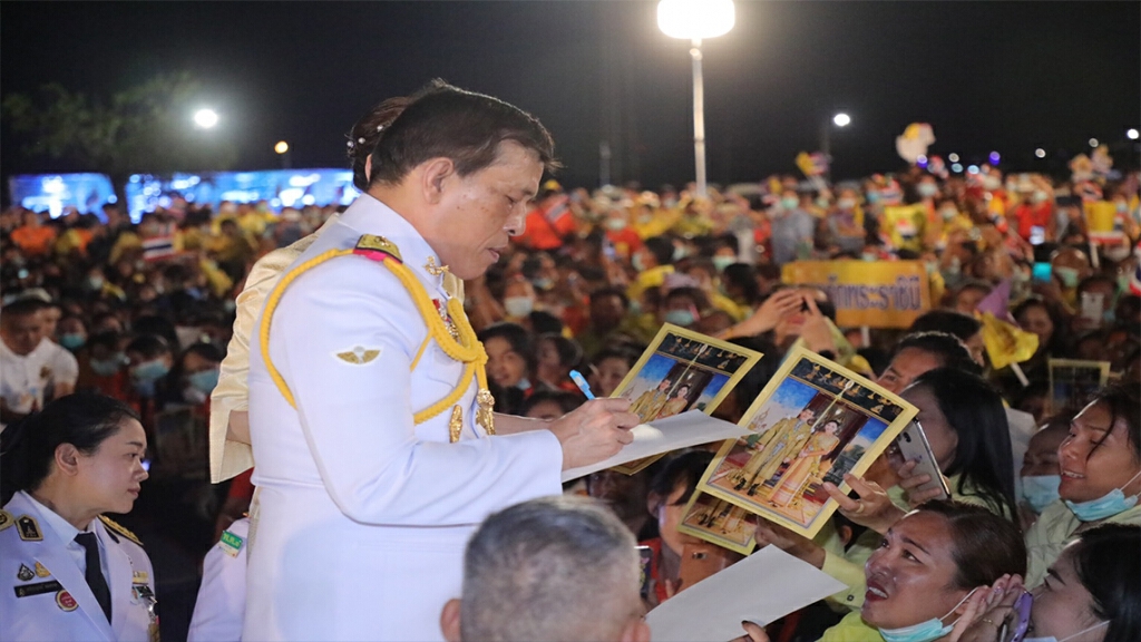 "ในหลวง" ทรงลงพระอักษรถึงชาวอุดร "ขอบใจในความรักและกำลังใจ"