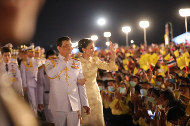 "ในหลวง" ทรงลงพระอักษรถึงชาวอุดร "ขอบใจในความรักและกำลังใจ"