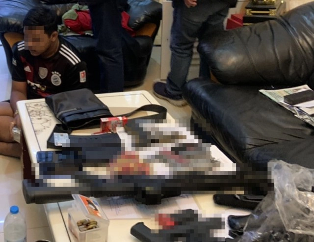 แถลงจับคลังอาวุธ คู่อริ "เสี่ยโป้"