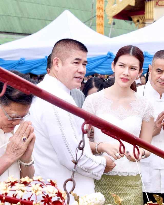 เปิดดีกรีไม่ธรรมดาเมียผู้กองนัส "จุ๊บจิ๊บ ธนพร" สวยและรวยมาก