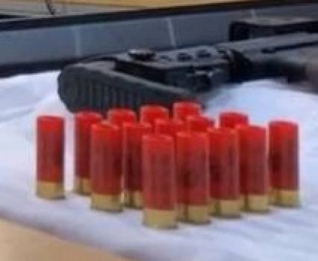 แถลงจับคลังอาวุธ คู่อริ "เสี่ยโป้"