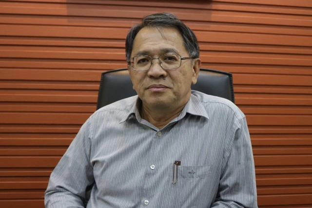 พบรอยแยกลุงไดโน่ขยายกว้าง ผู้ว่าชงรื้อออกหวั่นอันตราย