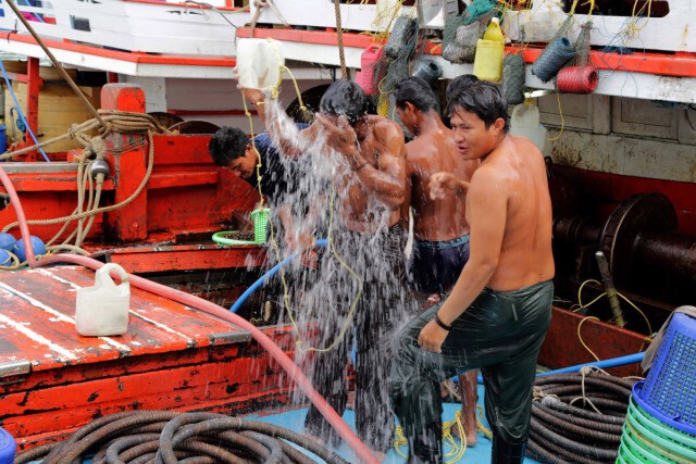 ครม. ไฟเขียวแรงงานต่างด้าว อยู่ไทยต่อ 2 ปี