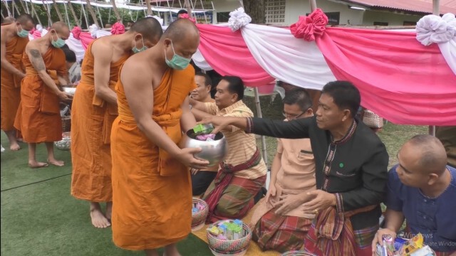 จัดทำบุญตักบาตรส่งเสริมการท่องเที่ยวเชิงศาสนา-วัฒนธรรม