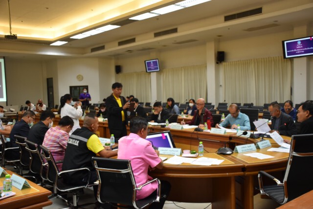 กรรมาธิการลุยเหมืองทองคำฟังประชาชน