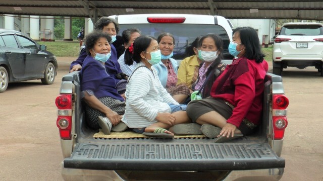 4หมู่บ้านรวมตัวร้องนอภ.ตรวจสอบกองทุนออมวันบาท