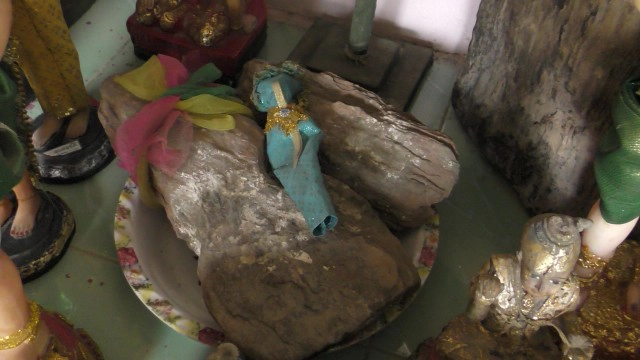 ฮือฮา!! เจ้าแม่ตะเคียนทองหิน ให้โชคเลขเด็ด