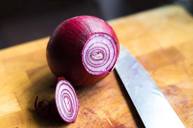 หมอแนะวิธีลดอาการ"หวัด" ทำได้ง่ายๆ แค่มี"หอมแดง"