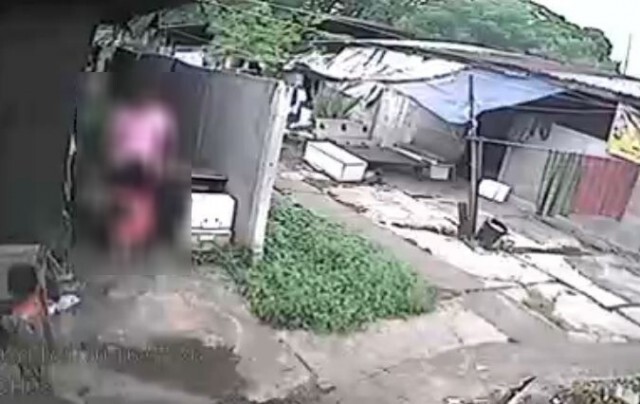 เปิดคลิปวงจรปิด ล่าหนุ่มใหญ่ลวงหนูน้อยวัย 6 ขวบ กระทำอนาจาร