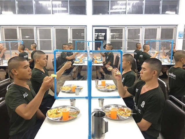 ชาวเน็ตแห่แชร์ "เมนูทหารสุดหรู" ให้เยอะ สารอาหารครบ เห็นแล้วต้องร้องว้าว!