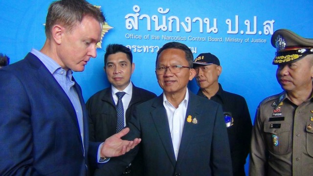 ผู้ดูแลโกดังซุกยาเค  เผยผู้เช่าอ้างใช้เก็บเฟอร์นิเจอร์