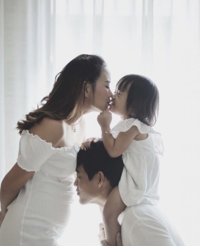 "ตู่ ภพธร" เซอร์ไพรส์แหวนเพชรภรรยา ของขวัญตั้งท้องลูกคนที่ 2