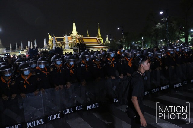 กทม.เตรียมแจ้งความเอาผิดต่อม็อบ 8 พ.ย.