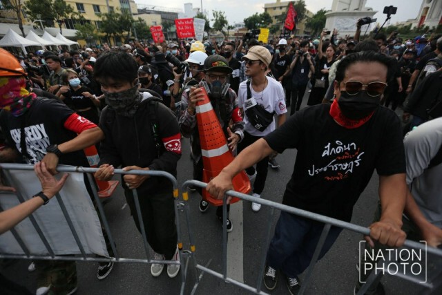 กทม.เตรียมแจ้งความเอาผิดต่อม็อบ 8 พ.ย.