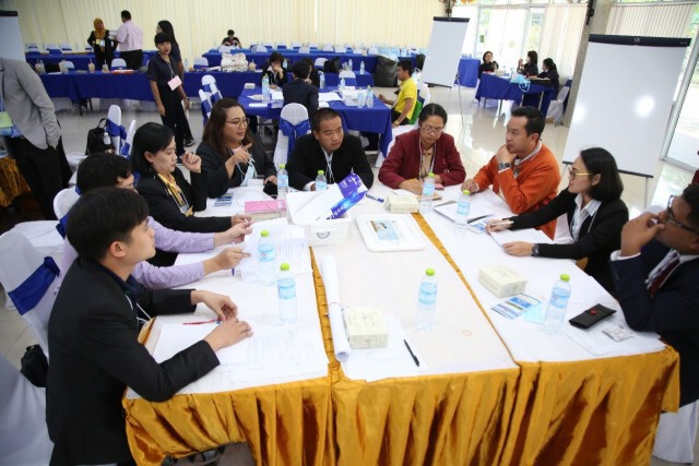 "ครูตั้น"ไปลำพูน ฟังเสียงครู-รื้อระบบการศึกษา