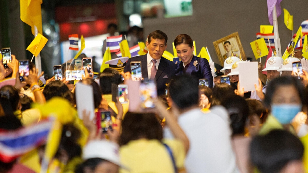 "ทยา" ชี้สถาบันฯพยายามปรับเปลี่ยนแล้ว วอนทุกฝ่ายหาทางออกร่วมกันเพื่อชาติ "ทยา" ชี้สถาบันฯพยายามปรับเปลี่ยนแล้ว วอนทุกฝ่ายหาทางออกร่วมกันเพื่อชาติ