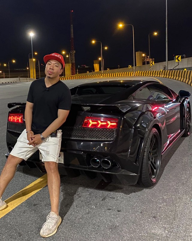 "ดีเจภูมิ" ทำอาชีพเสริม ส่งของด้วยรถแลมโบกินี่ คันละ 20 ล้าน?