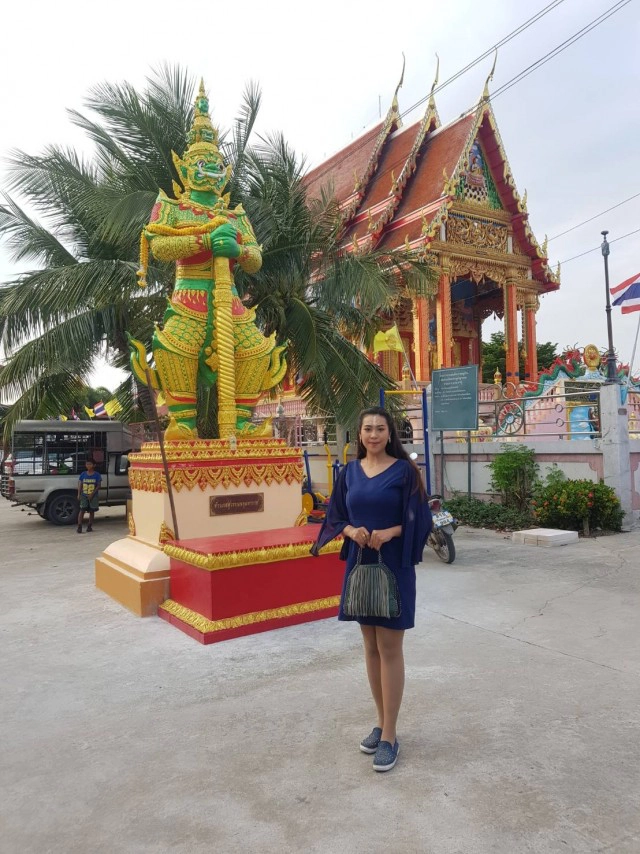 เยี่ยมชมศิลปะมอญไหว้พระขอพรขอโชคที่"วัดสร่างโศก"