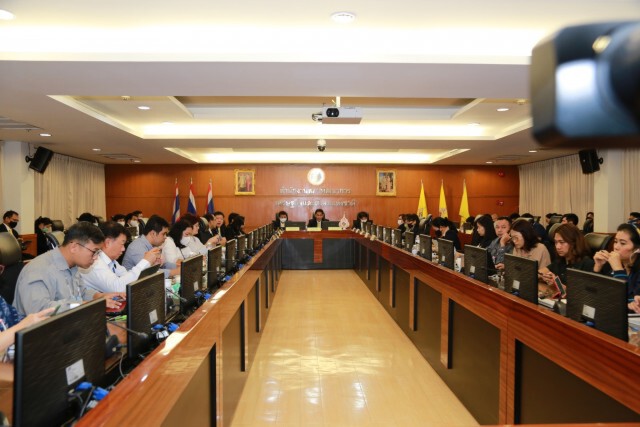 สศช.เผยภาวะสังคมไตรมาส 3 แนวโน้มหนี้ครัวเรือนเพิ่ม