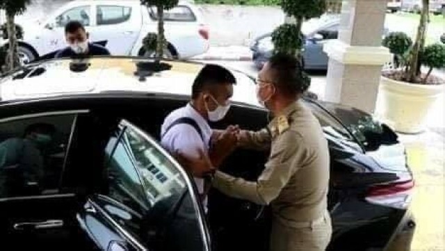 ชื่นชม นร.ชายพิการสายตา เดินทางลำพังจากพัทยา-ปทุม ขอสัมภาษณ์ผู้ว่าฯ