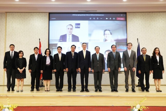 คลังลงนามกู้เงินเอดีบี 1.5 พันล้านดอลลาร์ สู้โควิด-19