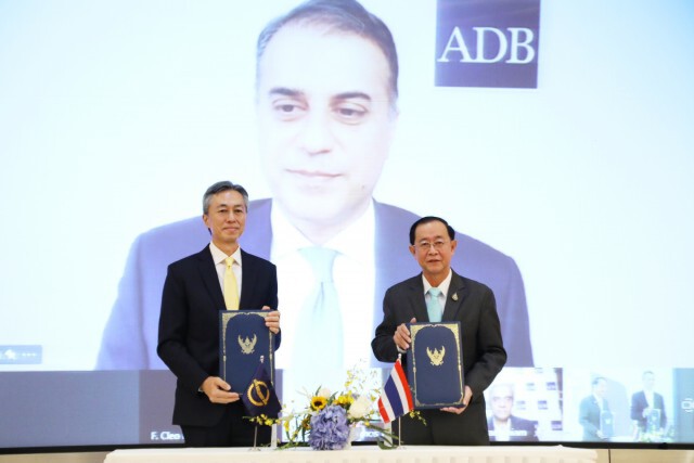 คลังลงนามกู้เงินเอดีบี 1.5 พันล้านดอลลาร์ สู้โควิด-19