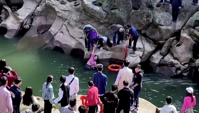 กงสุลใหญ่อังกฤษโดดช่วย นศ.จีนจมน้ำ