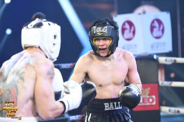 ดราม่า 10fight10 อีกแล้ว!! "แมทธิว" ไล่ "น้ำ รพีภัทร" ช่วงพักยกแรก