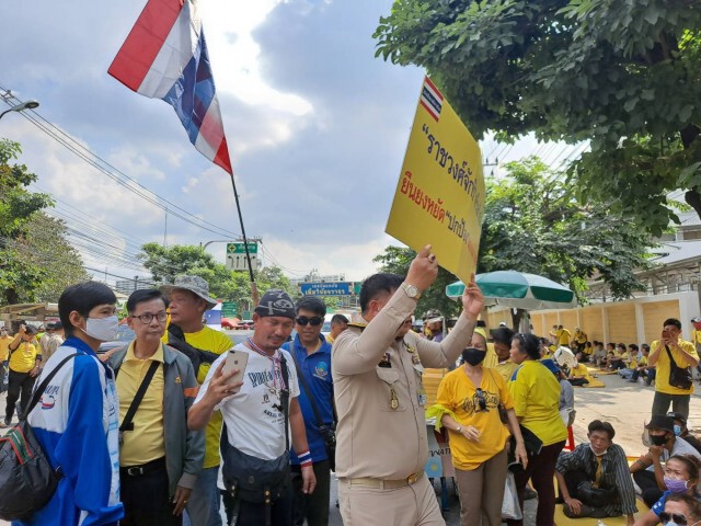 "สิระ"​ยันคว่ำร่างไอลอว์ หวั่นพา"ทักษิณ-ยิ่งลักษณ์"กลับบ้าน