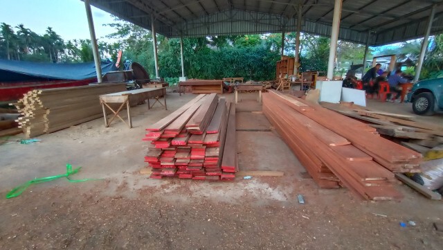 สุดทน ชาวบ้านแจ้งจับกลุ่มนายทุนตัดไม้ในป่าสงวนฯ