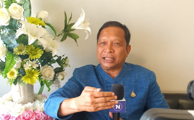 สุดอลังการ"รันเวย์แฟชั่นโชว์ผ้าเชียงใหม่"บนสะพานขัวเหล็ก