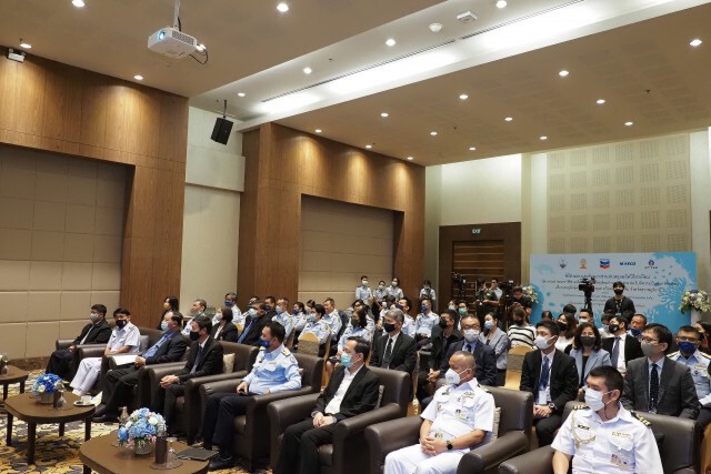 ทช. รับมอบขาแท่นหลุมผลิตปิโตรเลียม 7 ขาแท่น