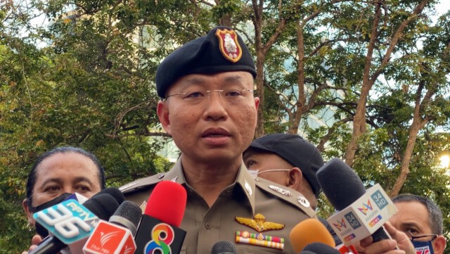 ตร.เตือนผู้ชุมนุม ห้ามบุกเข้า "สำนักงานตำรวจแห่งชาติ" เด็ดขาด!!